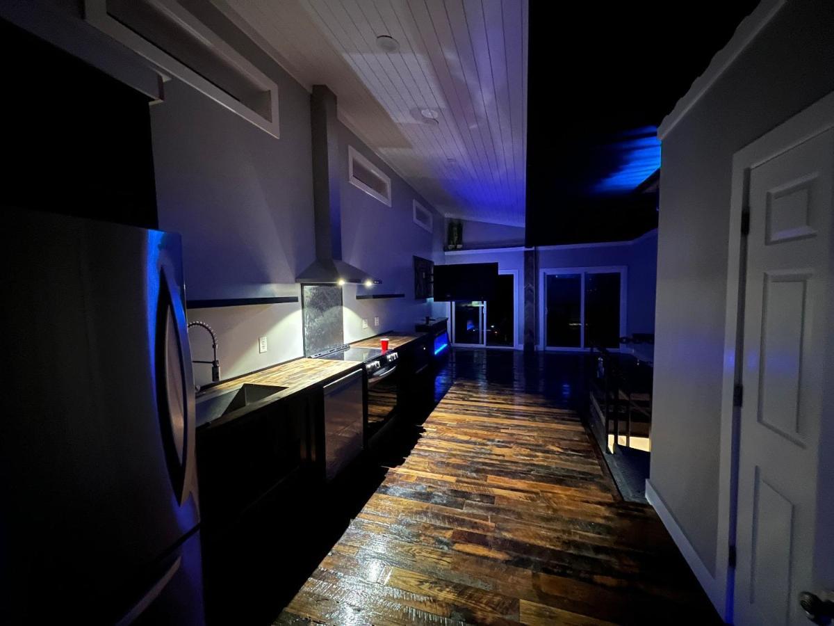 Lockridge Park Hotel แดนวิลล์ ภายนอก รูปภาพ