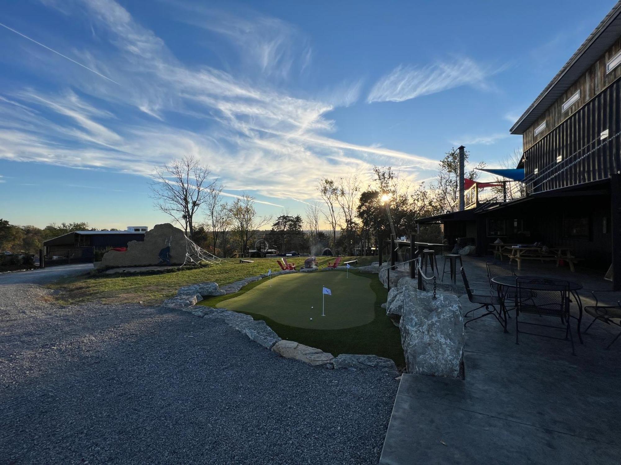 Lockridge Park Hotel แดนวิลล์ ภายนอก รูปภาพ